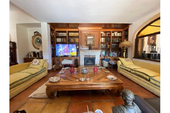 Finca in Denia zu verkaufen, Woongedeelte 450 m², Bouwjaar 1985, + Ofen, Klimaanlage, Grondstuk 17000 m², 8 Slaapkamers, 4 Badkamers, Pool, ref.: SC-T0617-11