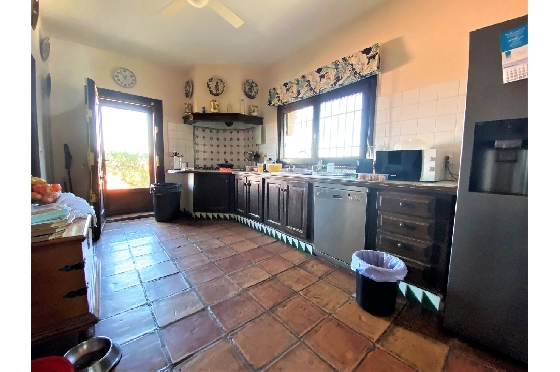 Finca in Denia zu verkaufen, Woongedeelte 450 m², Bouwjaar 1985, + Ofen, Klimaanlage, Grondstuk 17000 m², 8 Slaapkamers, 4 Badkamers, Pool, ref.: SC-T0617-13