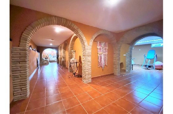 Finca in Denia zu verkaufen, Woongedeelte 450 m², Bouwjaar 1985, + Ofen, Klimaanlage, Grondstuk 17000 m², 8 Slaapkamers, 4 Badkamers, Pool, ref.: SC-T0617-28