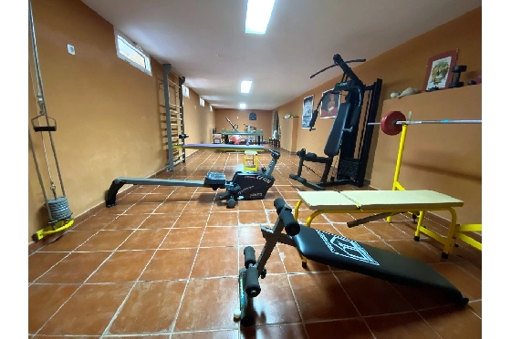 Finca in Denia zu verkaufen, Woongedeelte 450 m², Bouwjaar 1985, + Ofen, Klimaanlage, Grondstuk 17000 m², 8 Slaapkamers, 4 Badkamers, Pool, ref.: SC-T0617-30