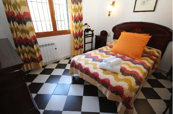 Finca in Ondara zur Ferienvermietung, Woongedeelte 360 m², Bouwjaar 1983, Grondstuk 2200 m², 4 Slaapkamers, 4 Badkamers, ref.: V-0517-7