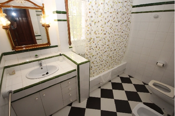 Finca in Ondara zur Ferienvermietung, Woongedeelte 360 m², Bouwjaar 1983, Grondstuk 2200 m², 4 Slaapkamers, 4 Badkamers, ref.: V-0517-8