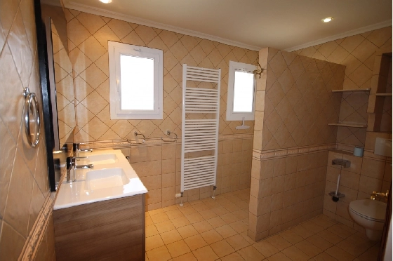 Sommerhaus in Els Poblets zur Ferienvermietung, Woongedeelte 126 m², Bouwjaar 1995, Zustand modernisiert, + Zentralheizung, Klimaanlage, Grondstuk 560 m², 2 Slaapkamers, 2 Badkamers, Pool, ref.: V-0117-24