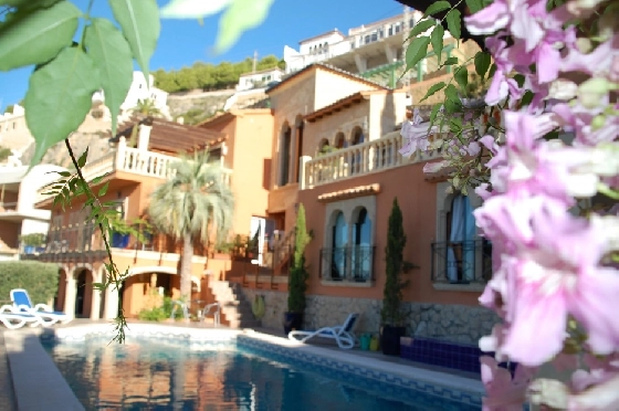 Villa in Javea(Montgo) zu verkaufen, Woongedeelte 450 m², Grondstuk 1200 m², 6 Slaapkamers, 6 Badkamers, Pool, ref.: SV-3281-3