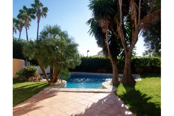 Villa in Moraira(Club Moraira) zu verkaufen, Woongedeelte 220 m², Bouwjaar 2000, + Fussbodenheizung, Klimaanlage, Grondstuk 800 m², 4 Slaapkamers, 3 Badkamers, Pool, ref.: BI-MT.H-523-10