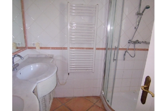 Villa in Moraira(Club Moraira) zu verkaufen, Woongedeelte 220 m², Bouwjaar 2000, + Fussbodenheizung, Klimaanlage, Grondstuk 800 m², 4 Slaapkamers, 3 Badkamers, Pool, ref.: BI-MT.H-523-22