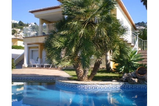 Villa in Moraira(Club Moraira) zu verkaufen, Woongedeelte 220 m², Bouwjaar 2000, + Fussbodenheizung, Klimaanlage, Grondstuk 800 m², 4 Slaapkamers, 3 Badkamers, Pool, ref.: BI-MT.H-523-6