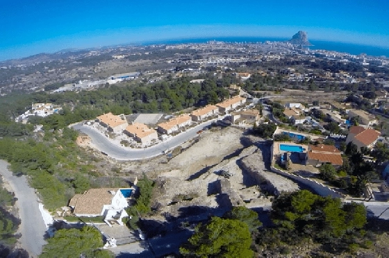 Wohngrundstück in Calpe(Cucarres) zu verkaufen, Klimaanlage, Grondstuk 6015 m², Pool, ref.: BI-CA.G-076-1