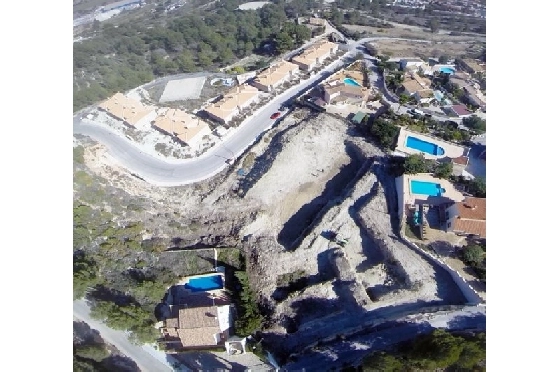 Wohngrundstück in Calpe(Cucarres) zu verkaufen, Klimaanlage, Grondstuk 6015 m², Pool, ref.: BI-CA.G-076-4