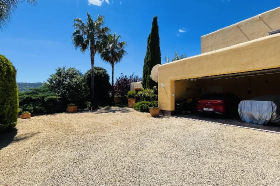 Villa in Tormos zu verkaufen, Woongedeelte 300 m², Bouwjaar 2007, Zustand gepflegt, + Zentralheizung, Klimaanlage, Grondstuk 13000 m², 4 Slaapkamers, 4 Badkamers, Pool, ref.: JS-0724-22