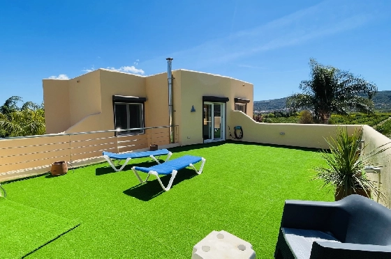 Villa in Tormos zu verkaufen, Woongedeelte 300 m², Bouwjaar 2007, Zustand gepflegt, + Zentralheizung, Klimaanlage, Grondstuk 13000 m², 4 Slaapkamers, 4 Badkamers, Pool, ref.: JS-0724-27