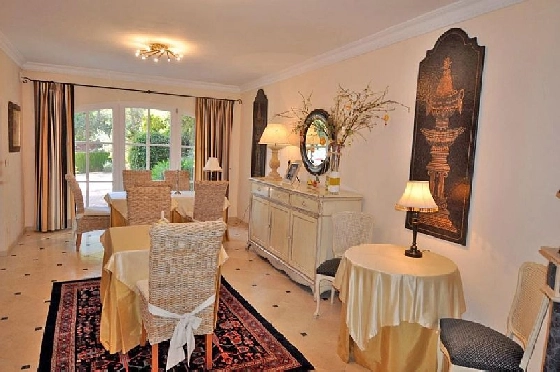 Villa in Denia-La Sella zu verkaufen, Woongedeelte 425 m², Bouwjaar 2006, Zustand neuwertig, + Fussbodenheizung, Klimaanlage, Grondstuk 1300 m², 5 Slaapkamers, 4 Badkamers, Pool, ref.: MJ-0618-15