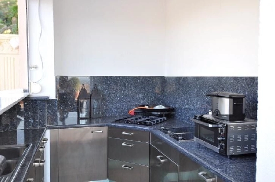 Villa in Denia-La Sella zu verkaufen, Woongedeelte 425 m², Bouwjaar 2006, Zustand neuwertig, + Fussbodenheizung, Klimaanlage, Grondstuk 1300 m², 5 Slaapkamers, 4 Badkamers, Pool, ref.: MJ-0618-24