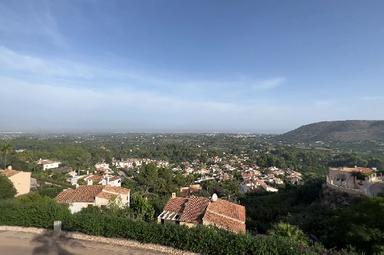 Villa in Denia-La Sella zu verkaufen, Woongedeelte 425 m², Bouwjaar 2006, Zustand neuwertig, + Fussbodenheizung, Klimaanlage, Grondstuk 1300 m², 5 Slaapkamers, 4 Badkamers, Pool, ref.: MJ-0618-31