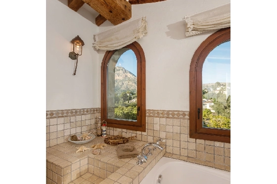 Finca in Javea(Javea) zu verkaufen, Woongedeelte 476 m², Grondstuk 7246 m², 6 Slaapkamers, 4 Badkamers, Pool, ref.: HG-3282-13