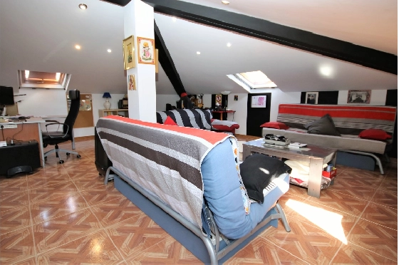 Villa in Els Poblets zu verkaufen, Woongedeelte 232 m², Bouwjaar 1998, + KLIMA, Klimaanlage, Grondstuk 11310 m², 4 Slaapkamers, 2 Badkamers, Pool, ref.: GC-3119-15