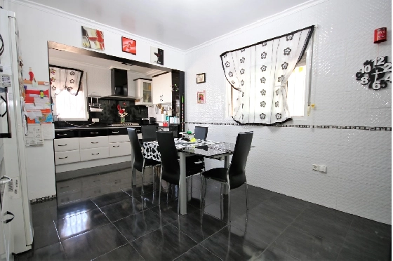 Villa in Els Poblets zu verkaufen, Woongedeelte 232 m², Bouwjaar 1998, + KLIMA, Klimaanlage, Grondstuk 11310 m², 4 Slaapkamers, 2 Badkamers, Pool, ref.: GC-3119-8
