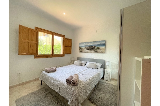 Villa in Els Poblets(Barranquets) zur Ferienvermietung, Woongedeelte 130 m², Bouwjaar 2000, Zustand modernisiert, + Zentralheizung, Klimaanlage, Grondstuk 580 m², 3 Slaapkamers, 2 Badkamers, Pool, ref.: T-0819-11