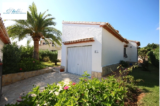 Villa in Els Poblets(Barranquets) zur Ferienvermietung, Woongedeelte 130 m², Bouwjaar 2000, Zustand modernisiert, + Zentralheizung, Klimaanlage, Grondstuk 580 m², 3 Slaapkamers, 2 Badkamers, Pool, ref.: T-0819-15