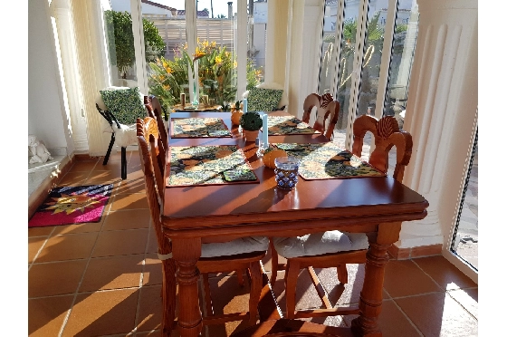 Sommerhaus in Els Poblets zur Ferienvermietung, Woongedeelte 156 m², Bouwjaar 1999, + Zentralheizung, Klimaanlage, Grondstuk 460 m², 3 Slaapkamers, 2 Badkamers, ref.: V-0220-6