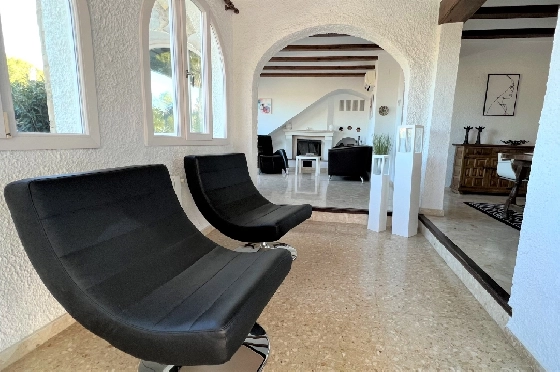 Villa in Denia zur Ferienvermietung, Woongedeelte 117 m², Bouwjaar 1974, Zustand gepflegt, + Zentralheizung, Klimaanlage, Grondstuk 680 m², 3 Slaapkamers, 2 Badkamers, Pool, ref.: T-0615-5