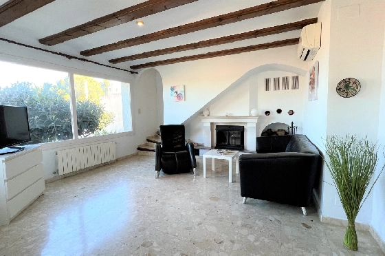 Villa in Denia zur Ferienvermietung, Woongedeelte 117 m², Bouwjaar 1974, Zustand gepflegt, + Zentralheizung, Klimaanlage, Grondstuk 680 m², 3 Slaapkamers, 2 Badkamers, Pool, ref.: T-0615-6