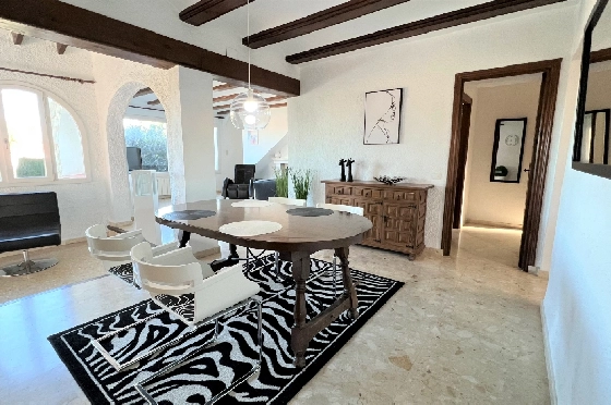 Villa in Denia zur Ferienvermietung, Woongedeelte 117 m², Bouwjaar 1974, Zustand gepflegt, + Zentralheizung, Klimaanlage, Grondstuk 680 m², 3 Slaapkamers, 2 Badkamers, Pool, ref.: T-0615-7