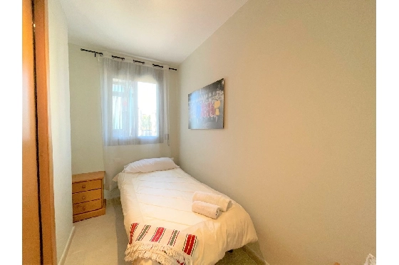 Apartment in Denia(Las Marinas) zur Ferienvermietung, Woongedeelte 94 m², Bouwjaar 2009, Zustand gepflegt, + Zentralheizung, Klimaanlage, 3 Slaapkamers, 2 Badkamers, Pool, ref.: T-0715-10