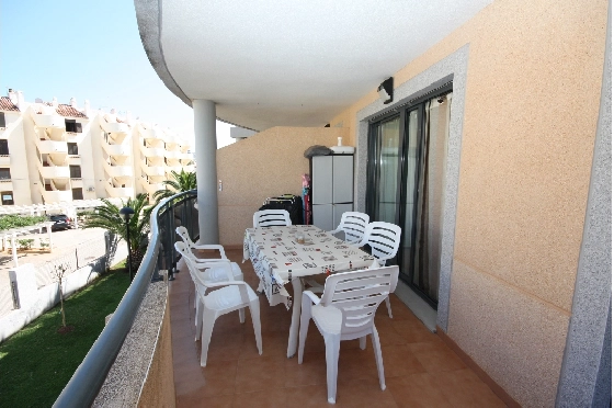 Apartment in Denia(Las Marinas) zur Ferienvermietung, Woongedeelte 94 m², Bouwjaar 2009, Zustand gepflegt, + Zentralheizung, Klimaanlage, 3 Slaapkamers, 2 Badkamers, Pool, ref.: T-0715-13