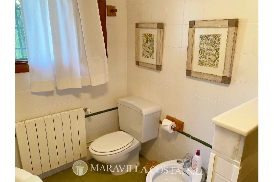 Villa in Javea zu verkaufen, Woongedeelte 500 m², + Zentralheizung, Klimaanlage, Grondstuk 3000 m², 6 Slaapkamers, 5 Badkamers, Pool, ref.: MV-2471-28