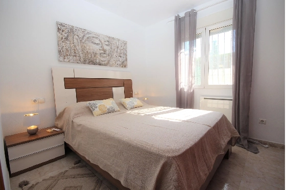 Villa in Els Poblets(Barranquets) zur Ferienvermietung, Woongedeelte 110 m², Bouwjaar 2001, + KLIMA, Klimaanlage, Grondstuk 400 m², 3 Slaapkamers, 2 Badkamers, Pool, ref.: T-0421-11