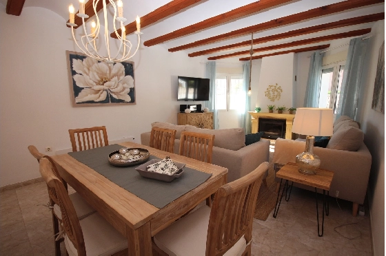 Villa in Els Poblets(Barranquets) zur Ferienvermietung, Woongedeelte 110 m², Bouwjaar 2001, + KLIMA, Klimaanlage, Grondstuk 400 m², 3 Slaapkamers, 2 Badkamers, Pool, ref.: T-0421-6