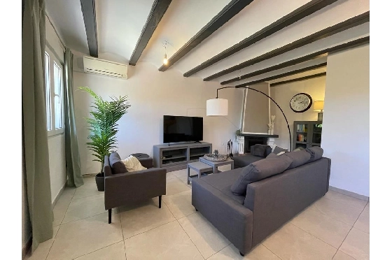 Reihenhaus in Els Poblets(Barranquets) zur Ferienvermietung, Woongedeelte 104 m², Bouwjaar 1999, Zustand neuwertig, + KLIMA, Klimaanlage, Grondstuk 150 m², 3 Slaapkamers, 2 Badkamers, Pool, ref.: T-0621-7