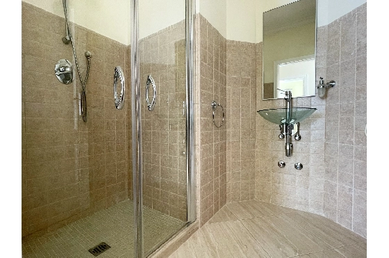 Villa in Javea zu verkaufen, Woongedeelte 468 m², Klimaanlage, Grondstuk 2012 m², 4 Slaapkamers, 4 Badkamers, Pool, ref.: BS-3974722-27