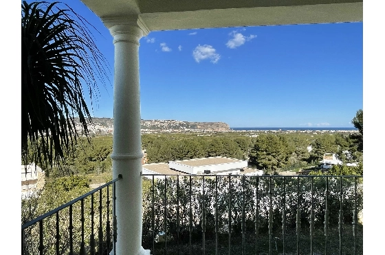 Villa in Javea zu verkaufen, Woongedeelte 468 m², Klimaanlage, Grondstuk 2012 m², 4 Slaapkamers, 4 Badkamers, Pool, ref.: BS-3974722-3