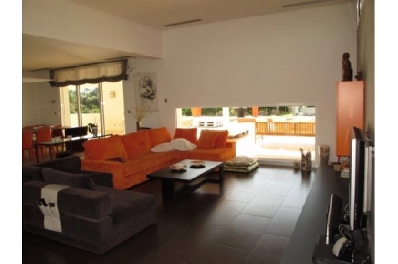 Villa in Denia zu verkaufen, Woongedeelte 544 m², Klimaanlage, Grondstuk 10500 m², 4 Slaapkamers, 3 Badkamers, Pool, ref.: BS-3974691-15