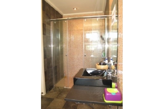 Villa in Denia zu verkaufen, Woongedeelte 544 m², Klimaanlage, Grondstuk 10500 m², 4 Slaapkamers, 3 Badkamers, Pool, ref.: BS-3974691-19