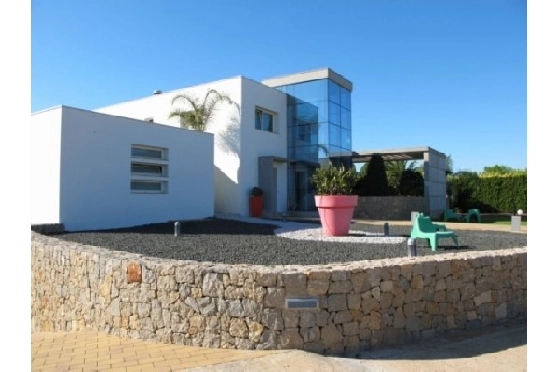 Villa in Denia zu verkaufen, Woongedeelte 544 m², Klimaanlage, Grondstuk 10500 m², 4 Slaapkamers, 3 Badkamers, Pool, ref.: BS-3974691-5