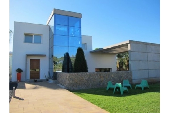 Villa in Denia zu verkaufen, Woongedeelte 544 m², Klimaanlage, Grondstuk 10500 m², 4 Slaapkamers, 3 Badkamers, Pool, ref.: BS-3974691-6