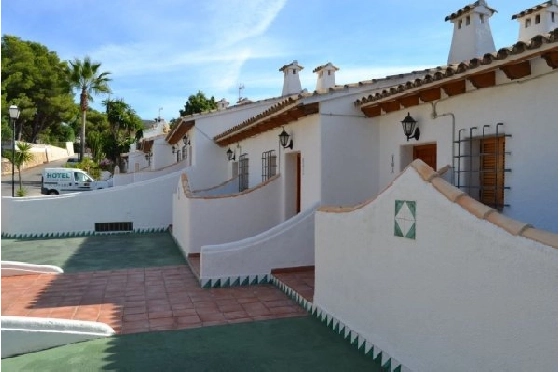 Investition in Moraira zu verkaufen, 18 Slaapkamers, 20 Badkamers, Pool, ref.: BS-3974656-12