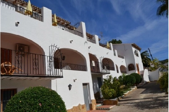 Investition in Moraira zu verkaufen, 18 Slaapkamers, 20 Badkamers, Pool, ref.: BS-3974656-17