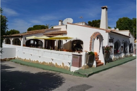 Investition in Moraira zu verkaufen, 18 Slaapkamers, 20 Badkamers, Pool, ref.: BS-3974656-20