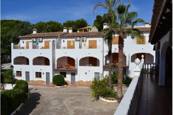 Investition in Moraira zu verkaufen, 18 Slaapkamers, 20 Badkamers, Pool, ref.: BS-3974656-27