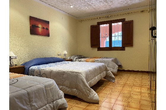 Finca in Pedreguer(Campo) zu verkaufen, Woongedeelte 150 m², Bouwjaar 1980, Zustand gepflegt, Klimaanlage, Grondstuk 700 m², 4 Slaapkamers, 2 Badkamers, Pool, ref.: GC-0322-17