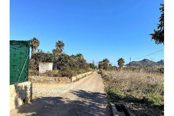Finca in Pedreguer(Campo) zu verkaufen, Woongedeelte 150 m², Bouwjaar 1980, Zustand gepflegt, Klimaanlage, Grondstuk 700 m², 4 Slaapkamers, 2 Badkamers, Pool, ref.: GC-0322-26