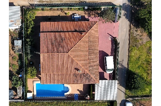 Finca in Pedreguer(Campo) zu verkaufen, Woongedeelte 150 m², Bouwjaar 1980, Zustand gepflegt, Klimaanlage, Grondstuk 700 m², 4 Slaapkamers, 2 Badkamers, Pool, ref.: GC-0322-27