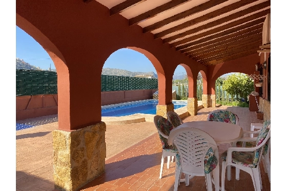 Finca in Pedreguer(Campo) zu verkaufen, Woongedeelte 150 m², Bouwjaar 1980, Zustand gepflegt, Klimaanlage, Grondstuk 700 m², 4 Slaapkamers, 2 Badkamers, Pool, ref.: GC-0322-4