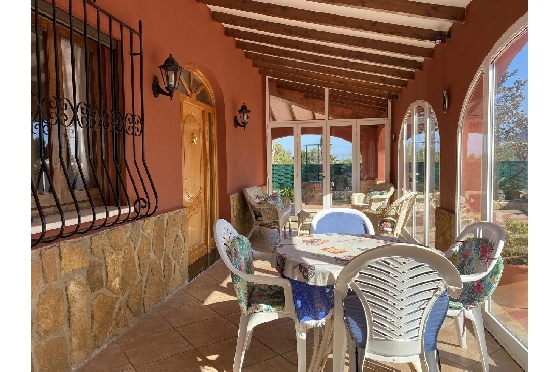 Finca in Pedreguer(Campo) zu verkaufen, Woongedeelte 150 m², Bouwjaar 1980, Zustand gepflegt, Klimaanlage, Grondstuk 700 m², 4 Slaapkamers, 2 Badkamers, Pool, ref.: GC-0322-8