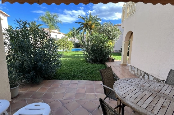 Reihenhaus in Denia(Las Marinas) zur Ferienvermietung, Woongedeelte 98 m², Bouwjaar 2001, Zustand gepflegt, + KLIMA, Klimaanlage, 2 Slaapkamers, 2 Badkamers, Pool, ref.: T-0222-12
