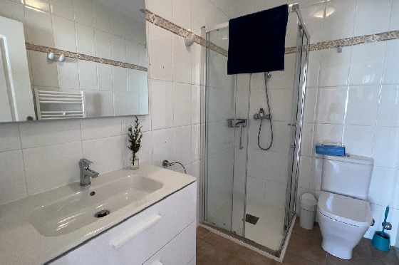 Reihenhaus in Denia(Las Marinas) zur Ferienvermietung, Woongedeelte 98 m², Bouwjaar 2001, Zustand gepflegt, + KLIMA, Klimaanlage, 2 Slaapkamers, 2 Badkamers, Pool, ref.: T-0222-20